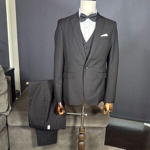 Men’s Black Slim Fit 3 Piece Suit One Button Notch Lapel 36 Jacket 32 Pants NEW